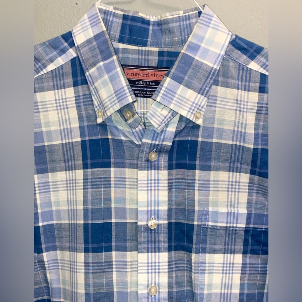 Vineyard Vines Large Like New